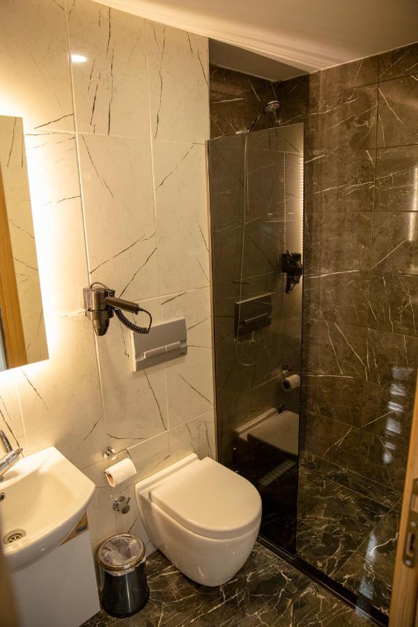 F & B Suite Istanbul Luaran gambar